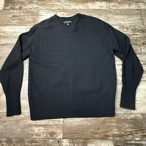 Women’s Black Banana Republic Sweater